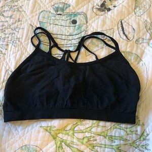 Fabletics sports bra (dash seamless sports bra)